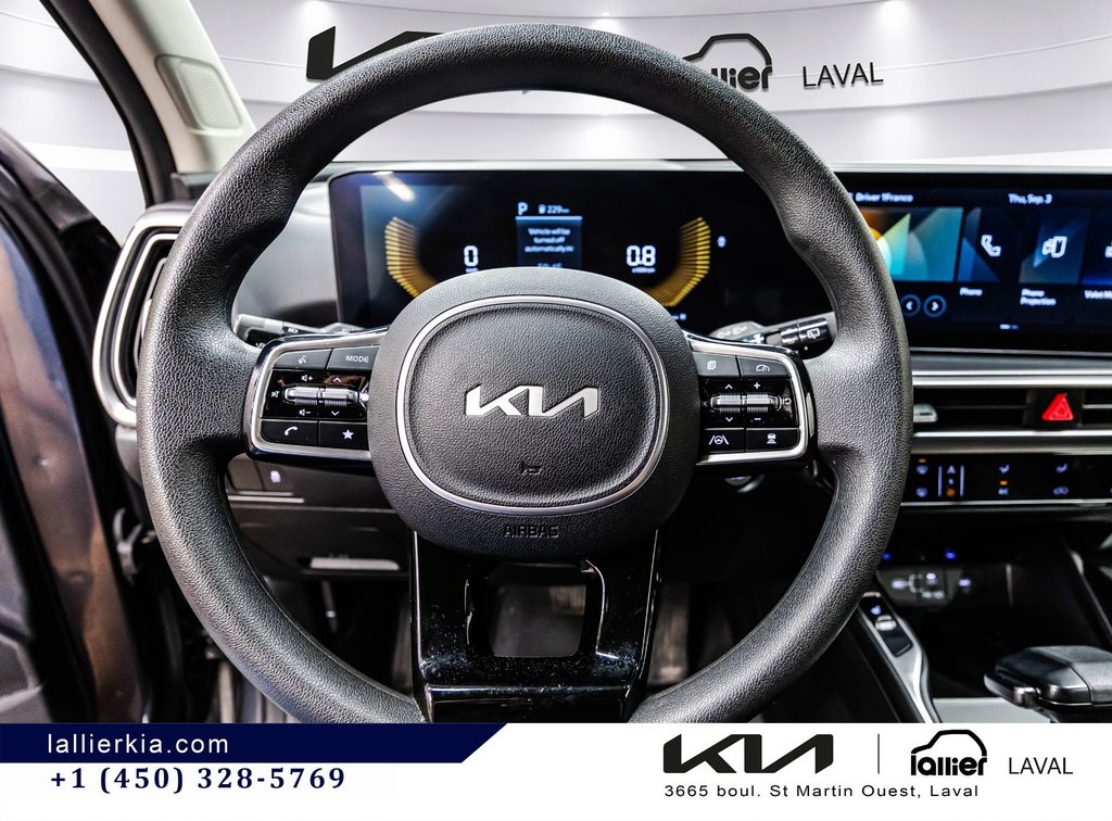2024 Kia Sorento LX in Montréal, Quebec - 18 - w1024h768px