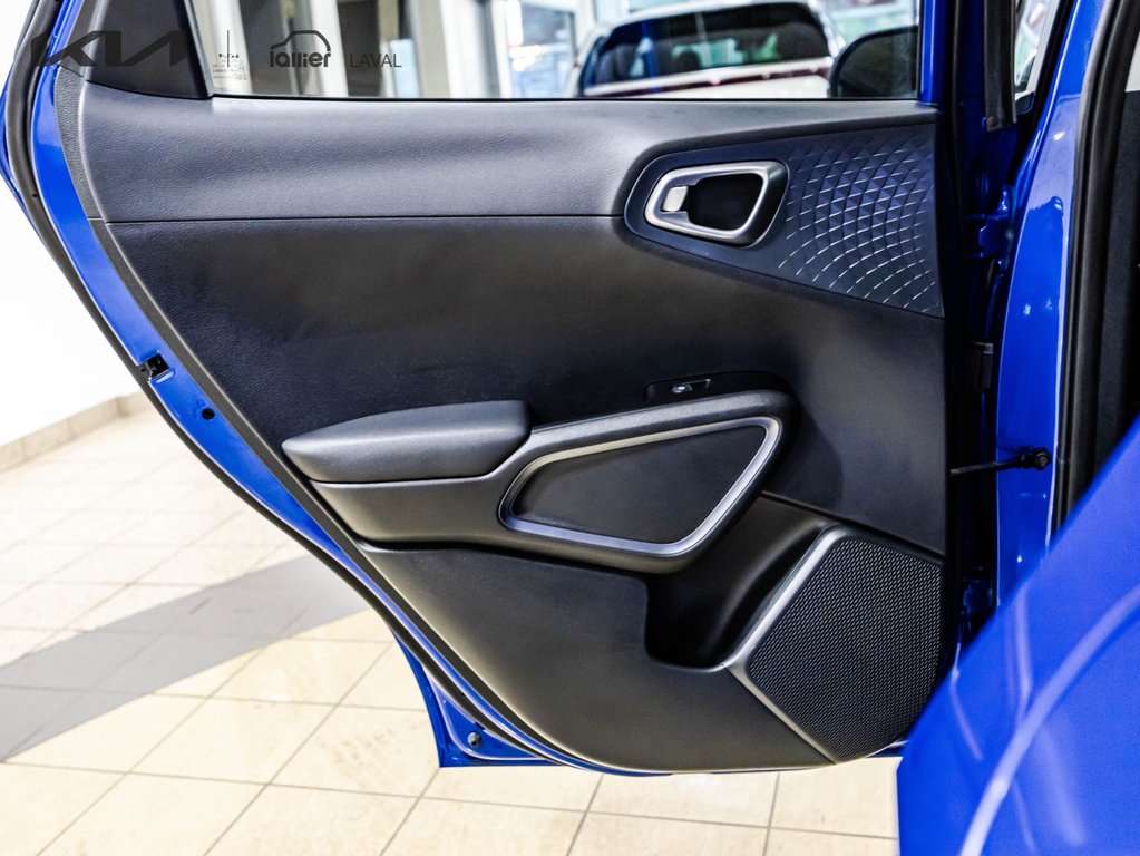 2023 Kia Soul LX in , Quebec - 12 - w1024h768px