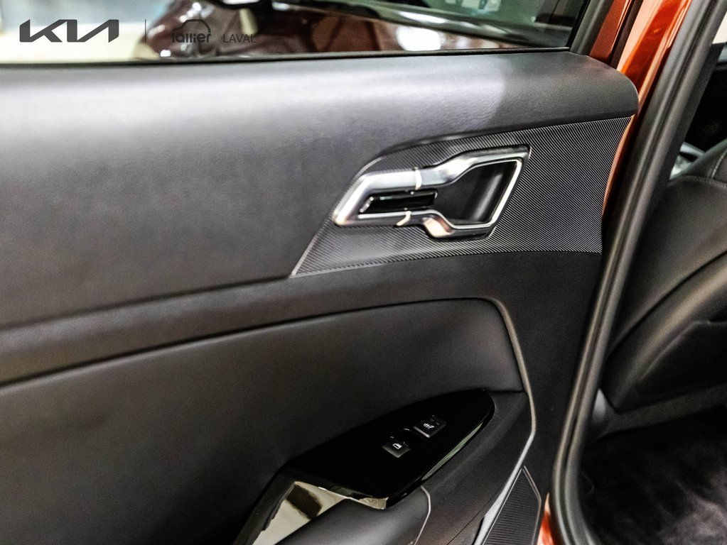 Kia Sportage Plug-In Hybrid SX 2023 à , Québec - 13 - w1024h768px