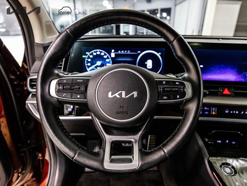Kia Sportage Plug-In Hybrid SX 2023 à , Québec - 25 - w1024h768px