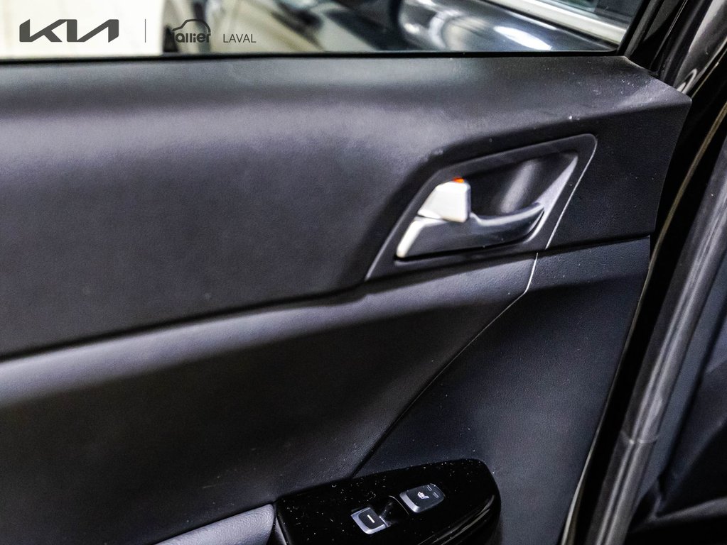 2017 Kia Sportage SX Turbo in , Quebec - 13 - w1024h768px