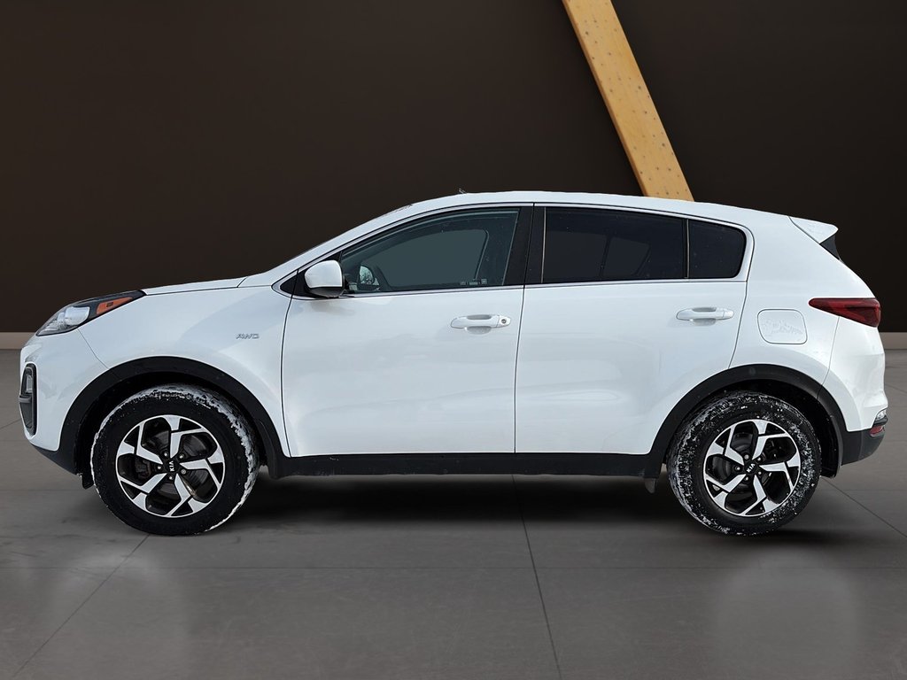Kia Sportage LX 2022 à , Québec - 2 - w1024h768px
