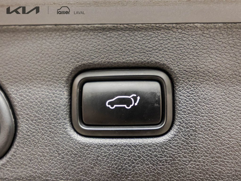 2022 Kia Sportage SX in Montréal, Quebec - 17 - w1024h768px