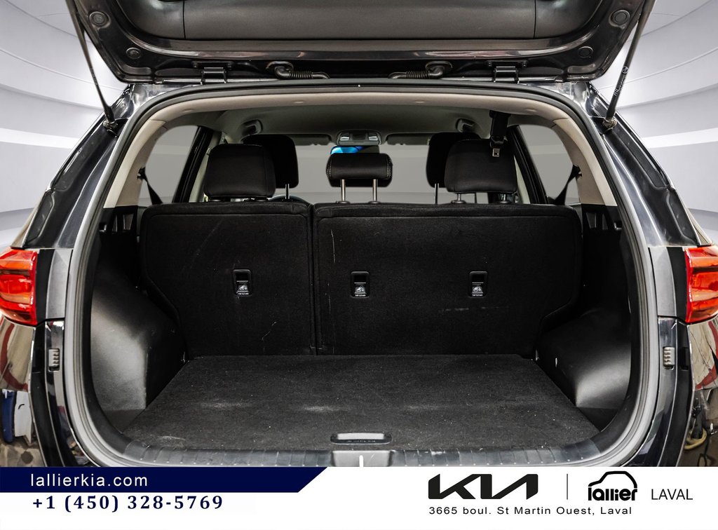 2022 Kia Sportage LX in Montréal, Quebec - 18 - w1024h768px