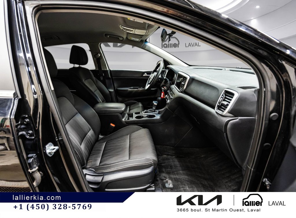 2022 Kia Sportage LX in Montréal, Quebec - 15 - w1024h768px