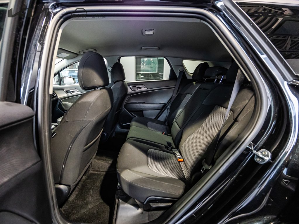 Kia Sportage LX 2023 à , Québec - 10 - w1024h768px