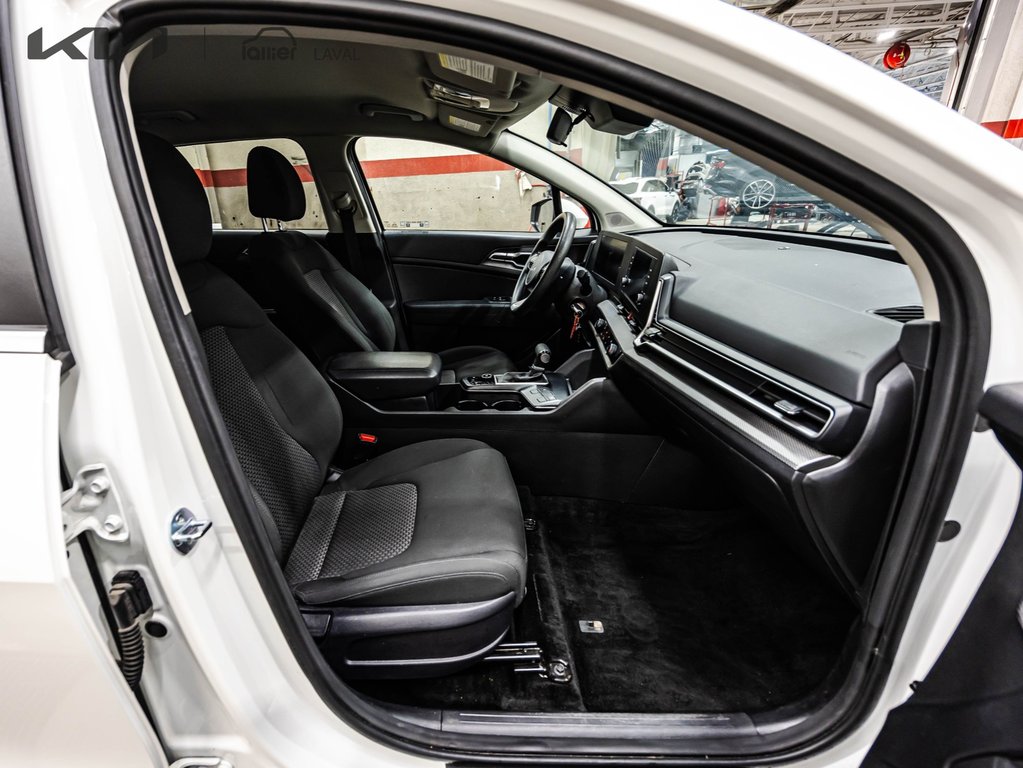 Kia Sportage LX 2023 à Montréal, Québec - 17 - w1024h768px