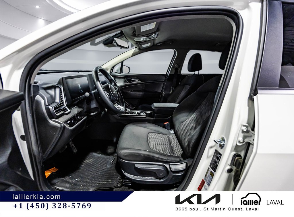 Kia Sportage LX 2023 à Montréal, Québec - 17 - w1024h768px