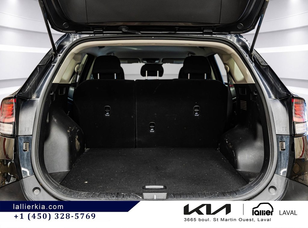 Kia Sportage LX 2023 à Montréal, Québec - 16 - w1024h768px
