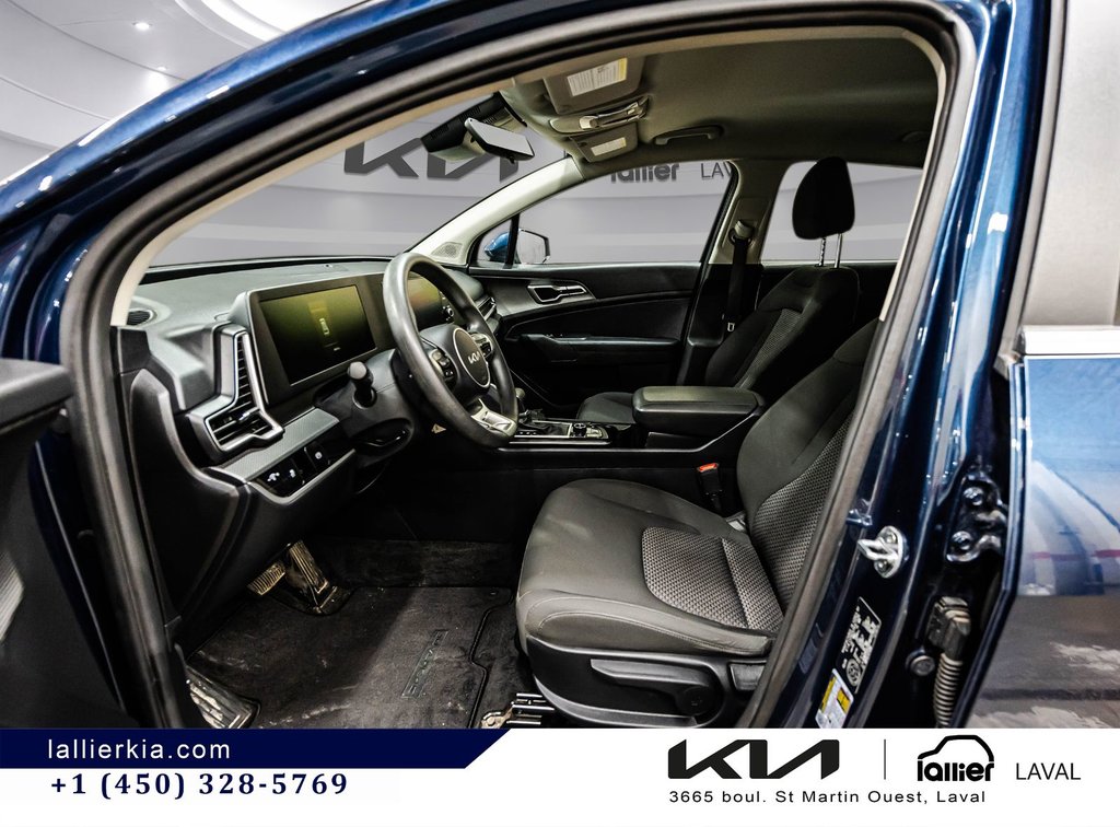 Kia Sportage LX AWD 2024 à Montréal, Québec - 16 - w1024h768px