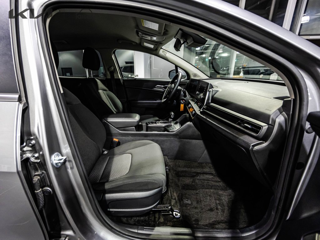 2025 Kia Sportage LX in , Quebec - 17 - w1024h768px