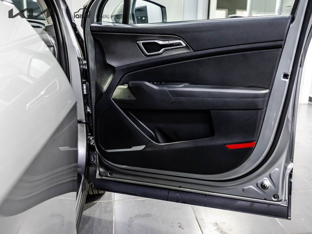 2025 Kia Sportage LX in , Quebec - 16 - w1024h768px