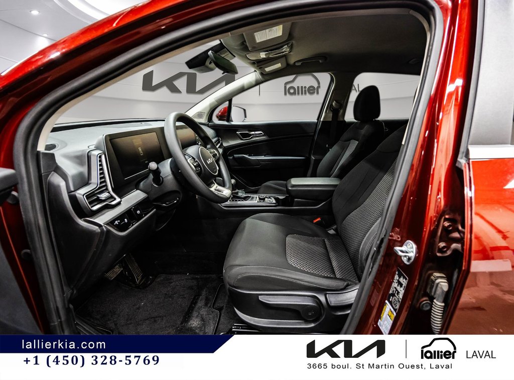 Kia Sportage LX AWD 2025 à Montréal, Québec - 14 - w1024h768px