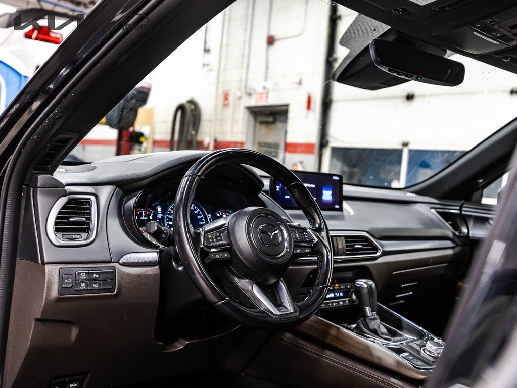 Mazda CX-9 Signature 2023 à Montréal, Québec - 23 - w1024h768px