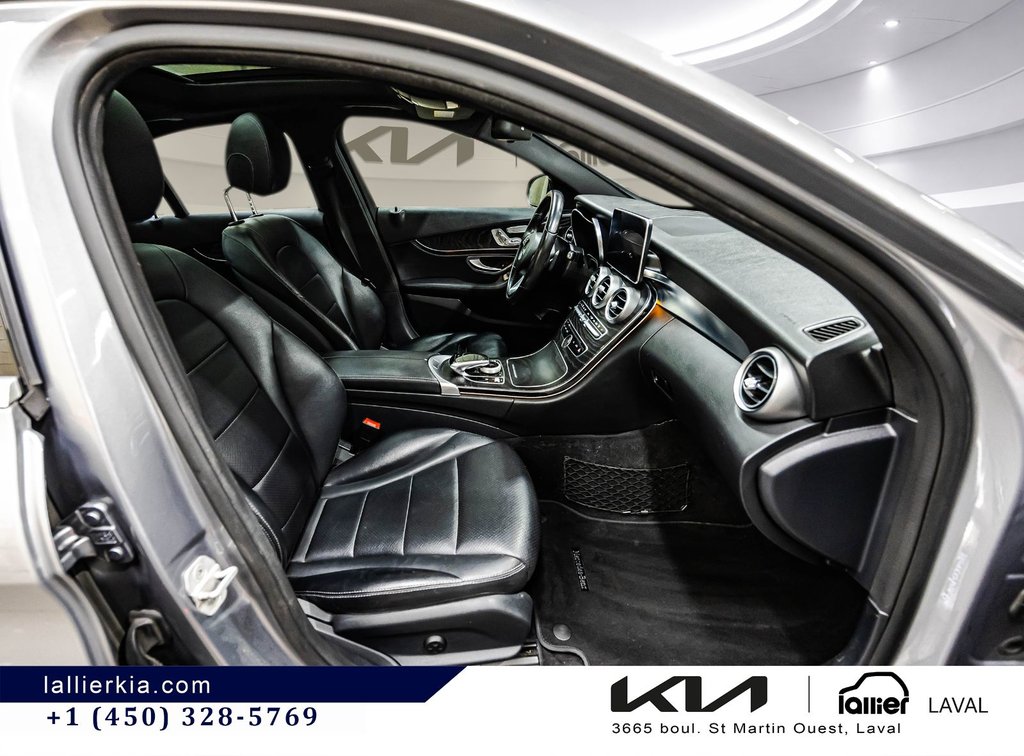Mercedes-Benz C-Class C 300 2015 à Montréal, Québec - 12 - w1024h768px