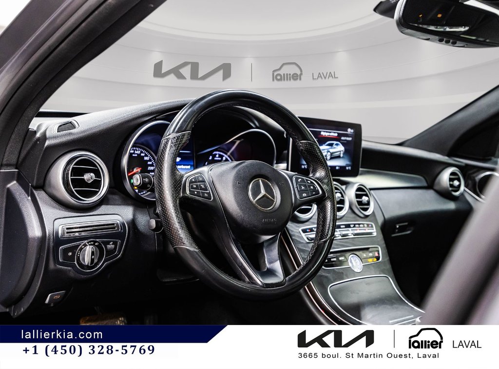 Mercedes-Benz C-Class C 300 2015 à Montréal, Québec - 13 - w1024h768px