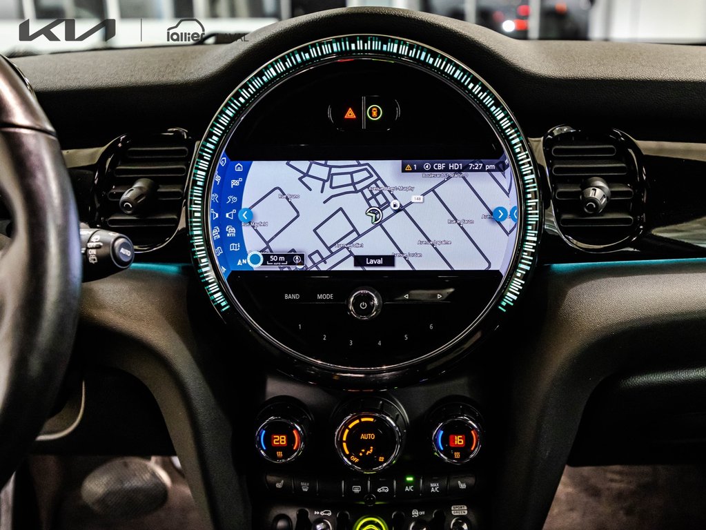 MINI 3 Door Cooper SE 2022 à , Québec - 16 - w1024h768px