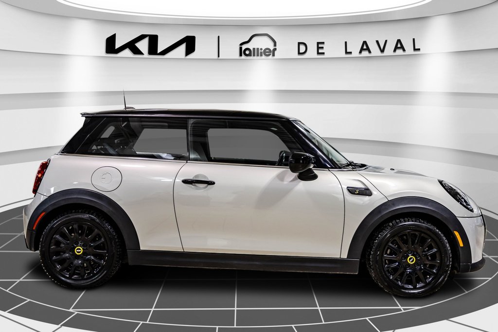 MINI 3 Door Cooper SE 2022 à , Québec - 7 - w1024h768px