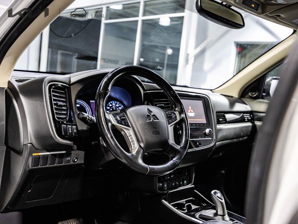 Mitsubishi OUTLANDER PHEV LE 2020 à , Québec - 11 - w1024h768px