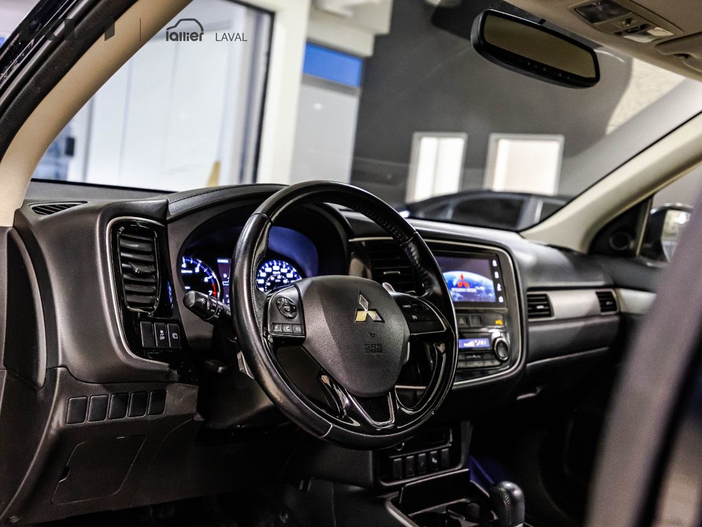 2017 Mitsubishi Outlander SE in , Quebec - 14 - w1024h768px