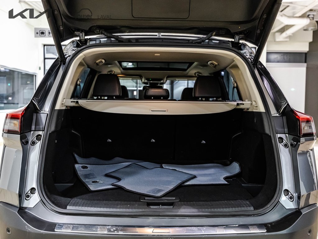 Nissan Rogue Platinum 2023 à , Québec - 22 - w1024h768px