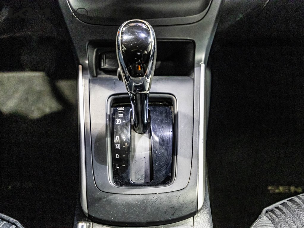 2017  Sentra SV AUTO AIR CLIMATISÉ MAGS in , Quebec - 20 - w1024h768px