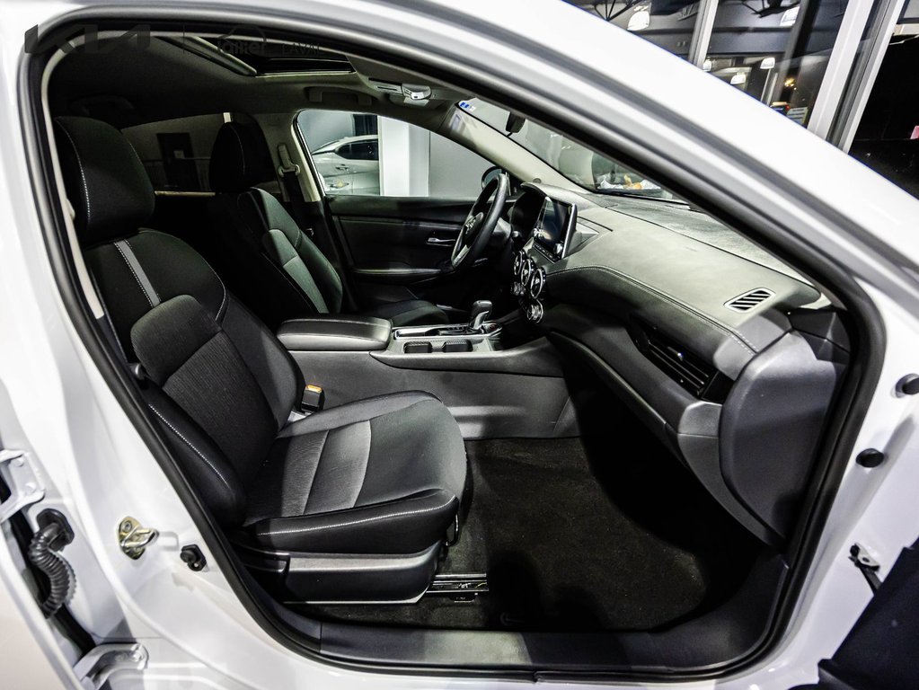 Nissan Sentra SV 2024 à , Québec - 18 - w1024h768px