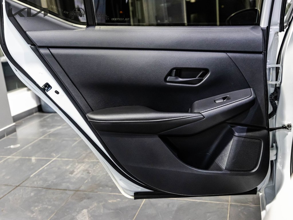 Nissan Sentra SV 2024 à , Québec - 13 - w1024h768px