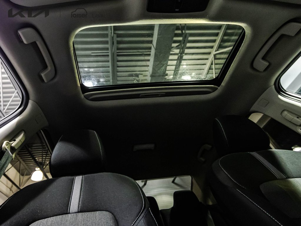 Nissan Sentra SV 2024 à , Québec - 19 - w1024h768px