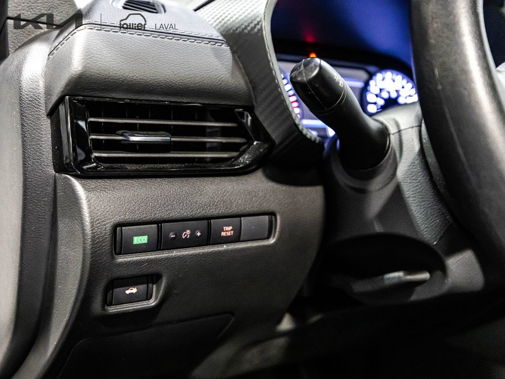 Nissan Sentra SV 2024 à , Québec - 22 - w1024h768px