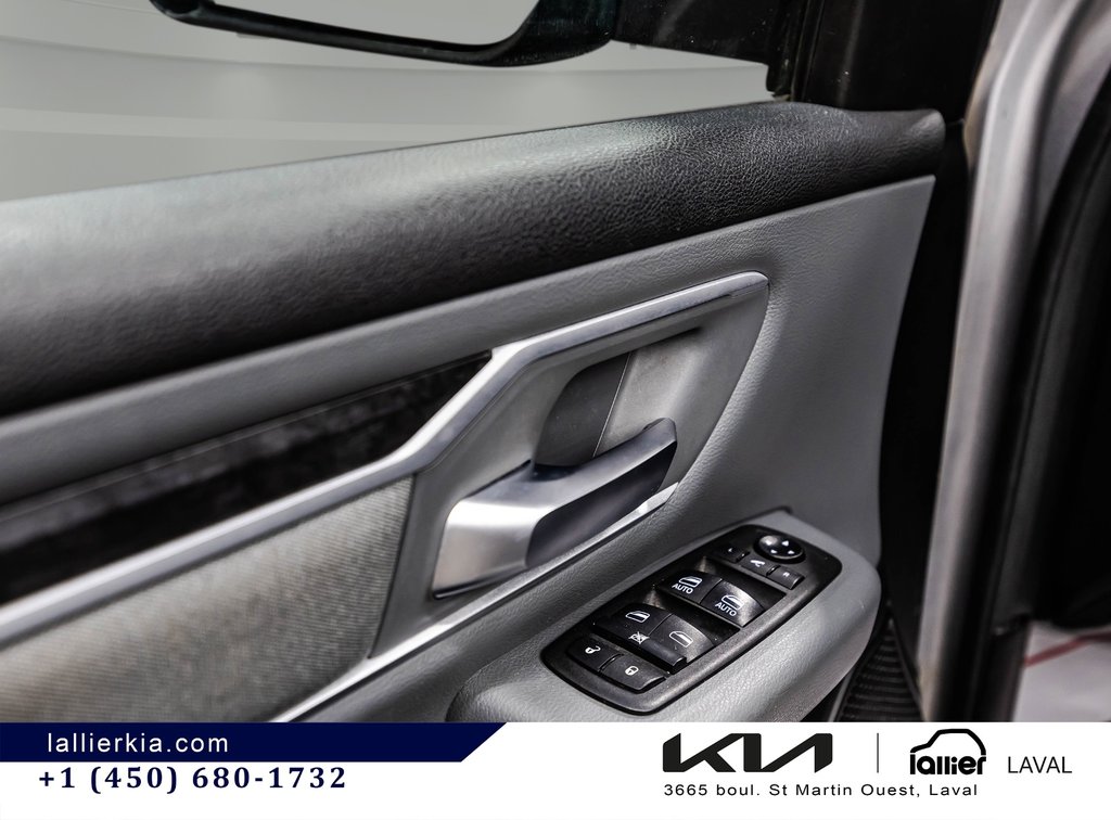 Ram 1500 Big Horn 2021 à Montréal, Québec - 11 - w1024h768px