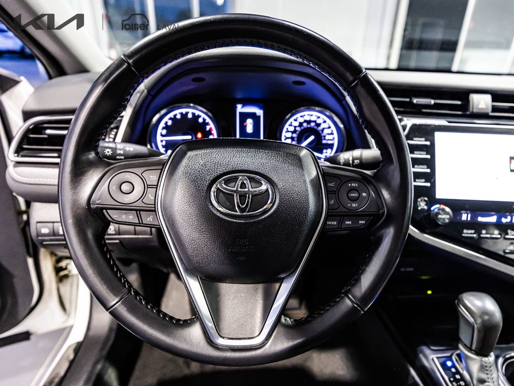 Toyota Camry SE 2019 à , Québec - 22 - w1024h768px