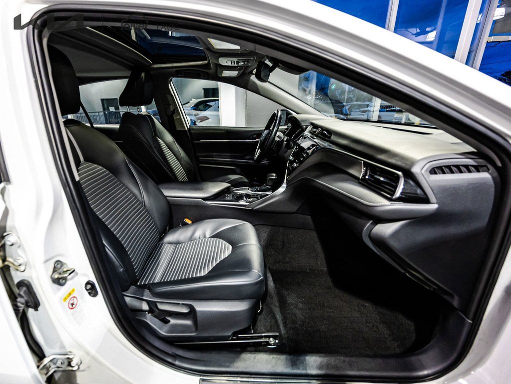 Toyota Camry SE 2019 à , Québec - 17 - w1024h768px