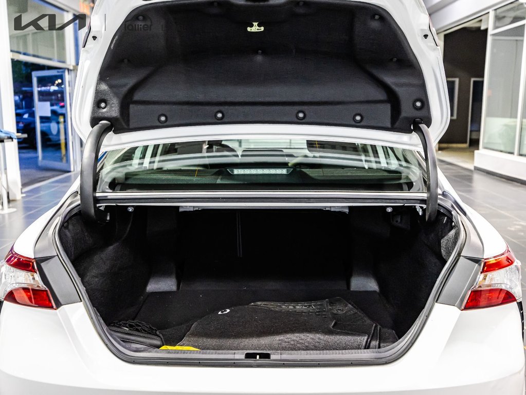 Toyota Camry SE 2019 à , Québec - 15 - w1024h768px