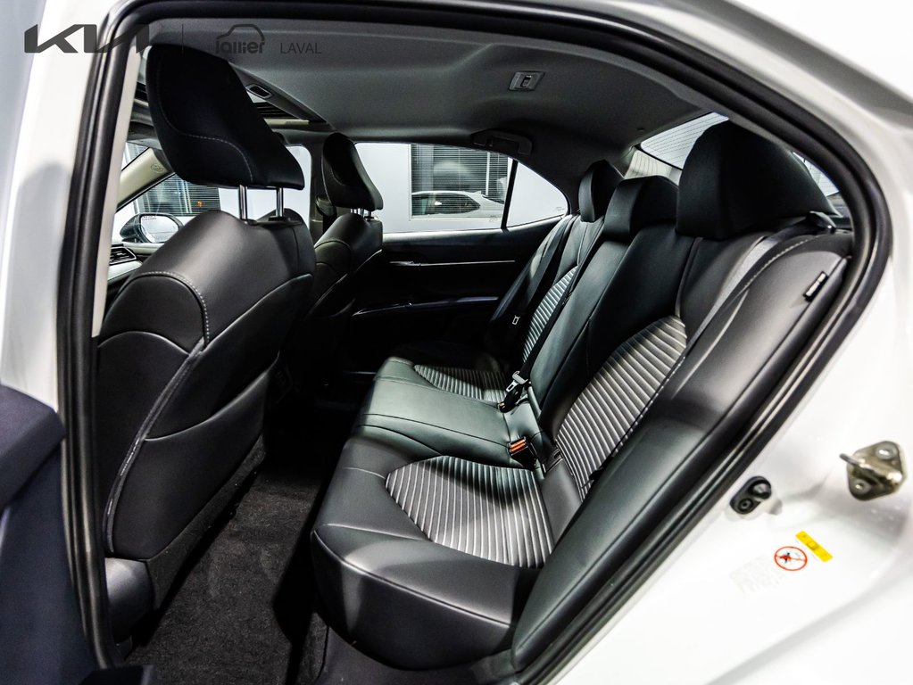Toyota Camry SE 2019 à , Québec - 13 - w1024h768px