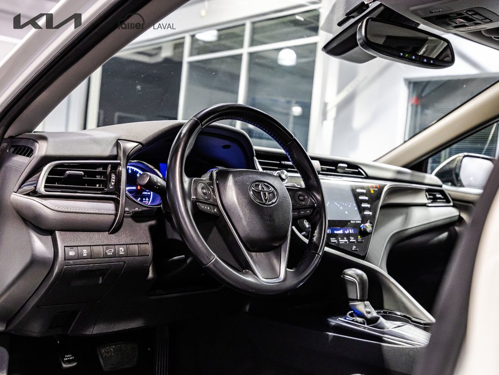 Toyota Camry SE 2019 à , Québec - 20 - w1024h768px