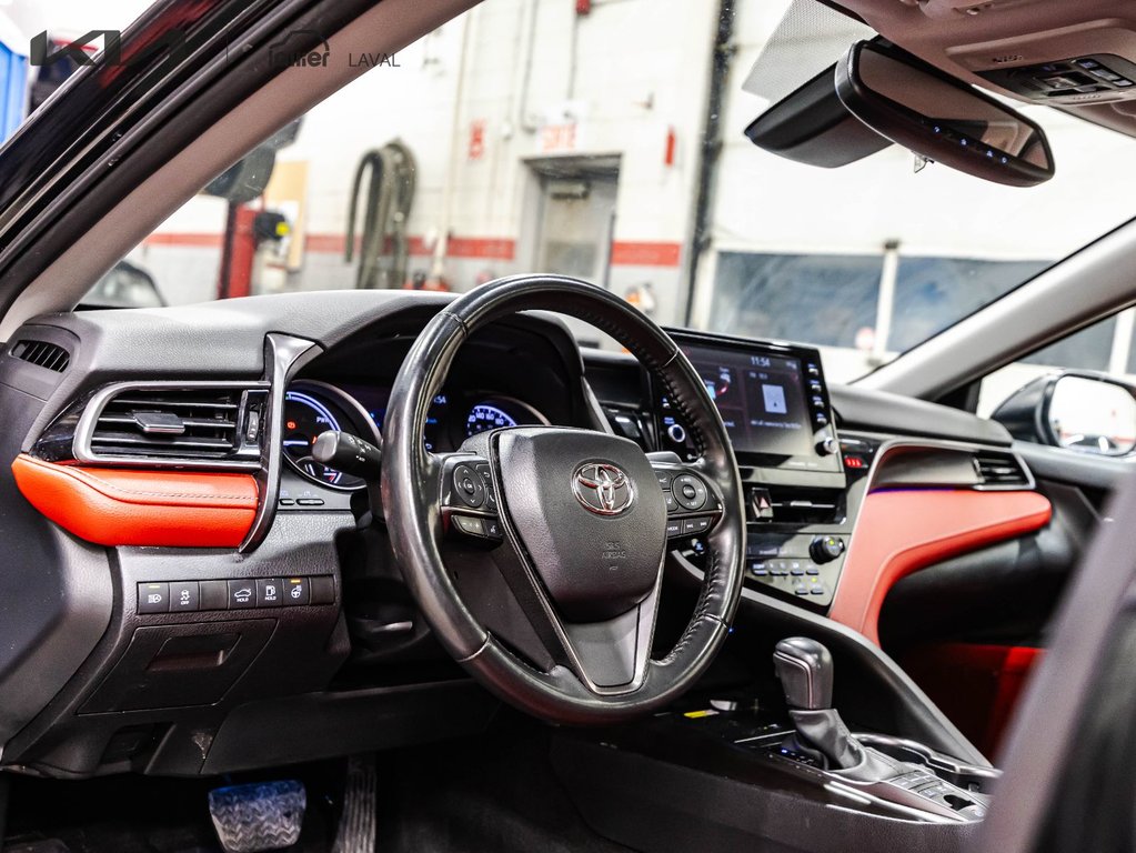 2023 Toyota Camry Hybrid XSE in Montréal, Quebec - 19 - w1024h768px