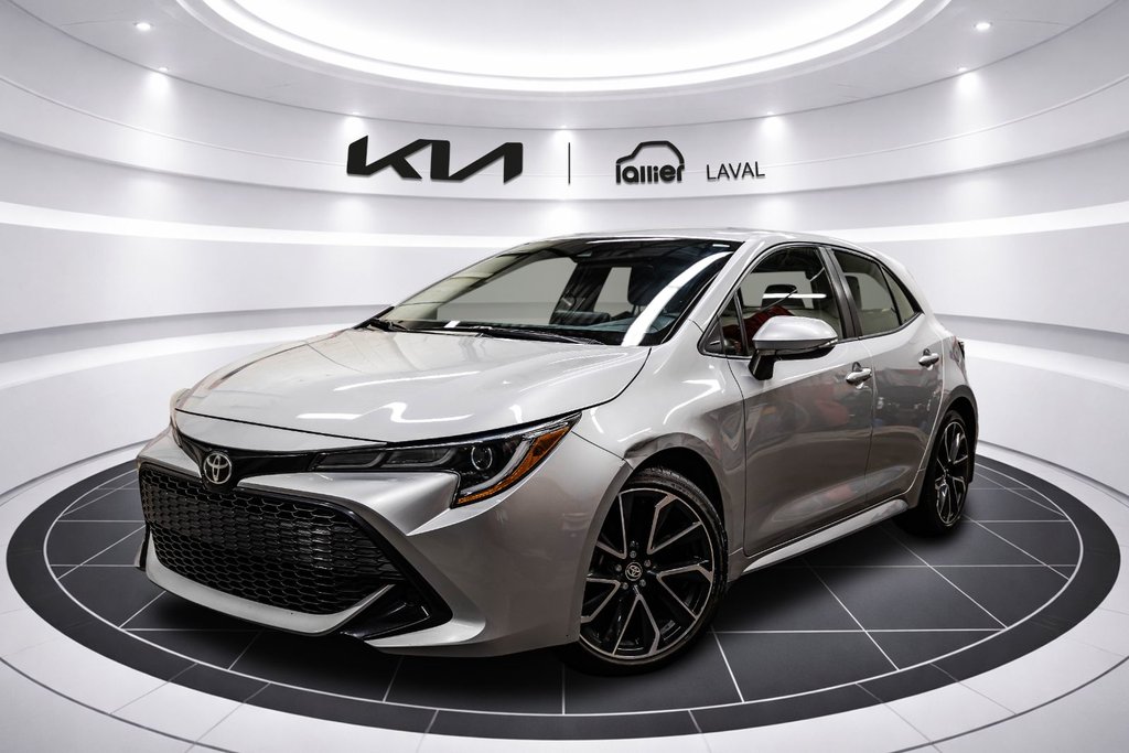 2019 Toyota Corolla Hatchback SE in Montréal, Quebec - 1 - w1024h768px