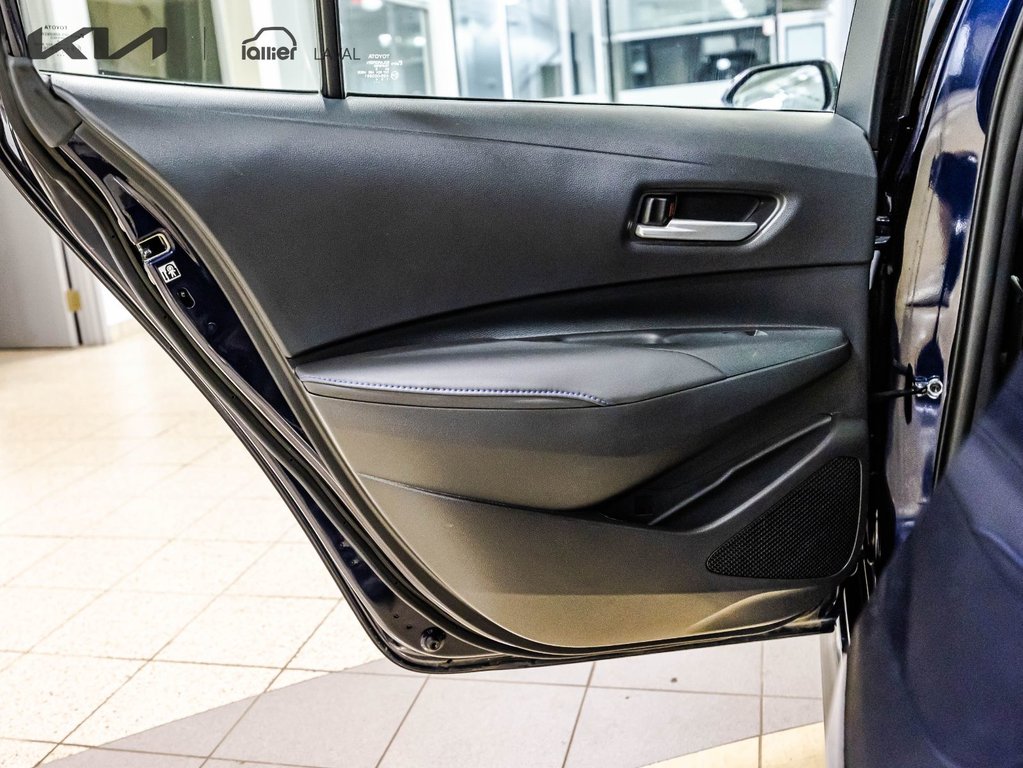 2020 Toyota Corolla SE in , Quebec - 12 - w1024h768px