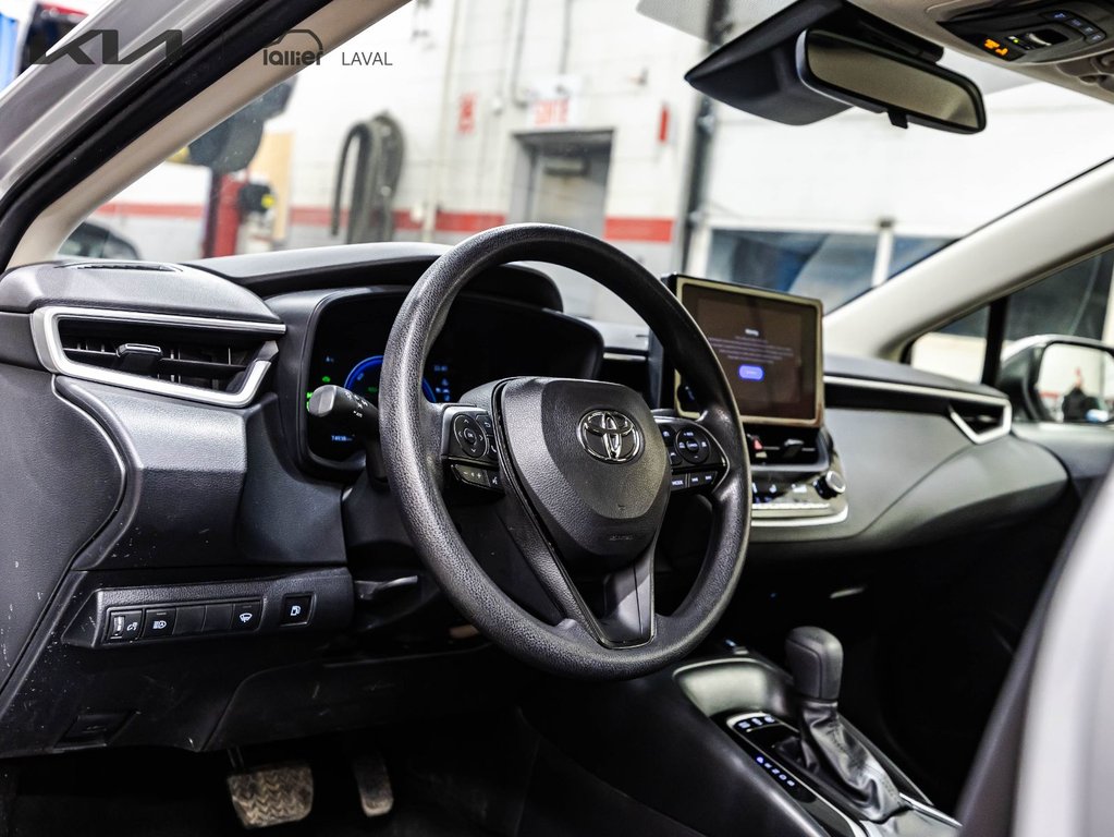 Toyota Corolla Hybrid LE 2024 à Montréal, Québec - 9 - w1024h768px