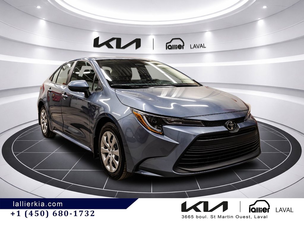 2025 Toyota Corolla LE in Montréal, Quebec - 11 - w1024h768px