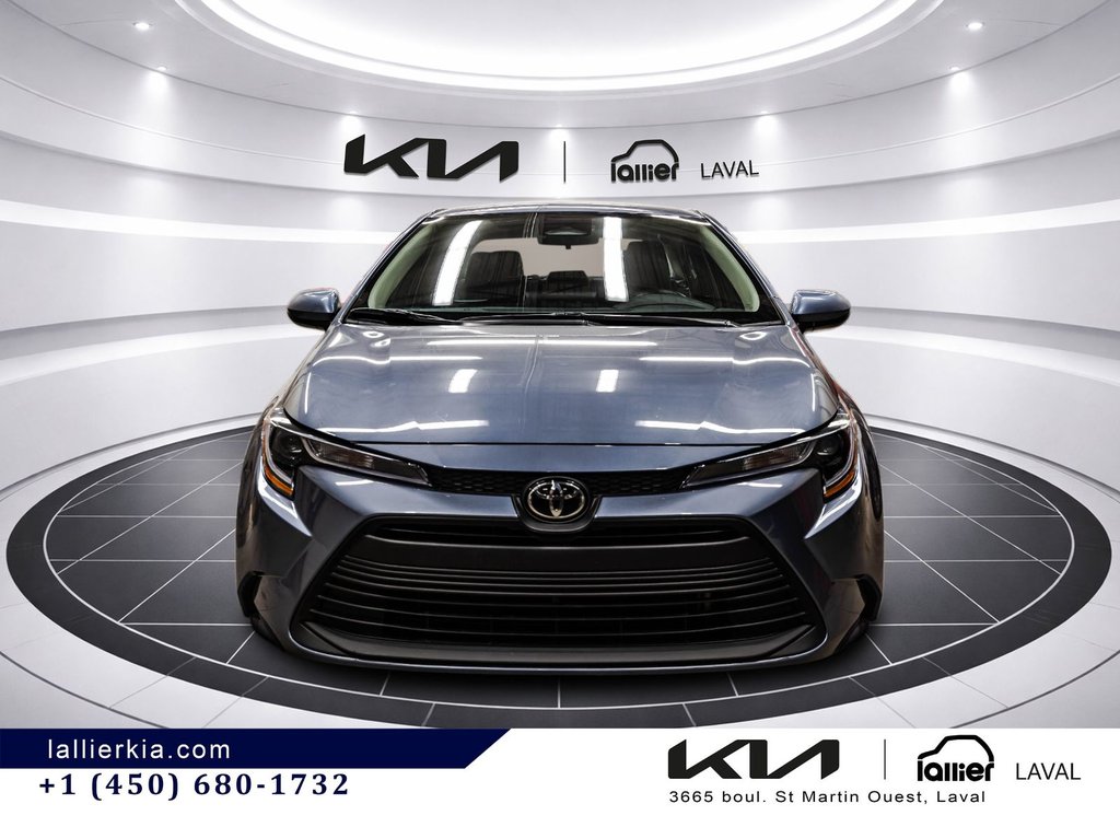 2025 Toyota Corolla LE in Montréal, Quebec - 3 - w1024h768px