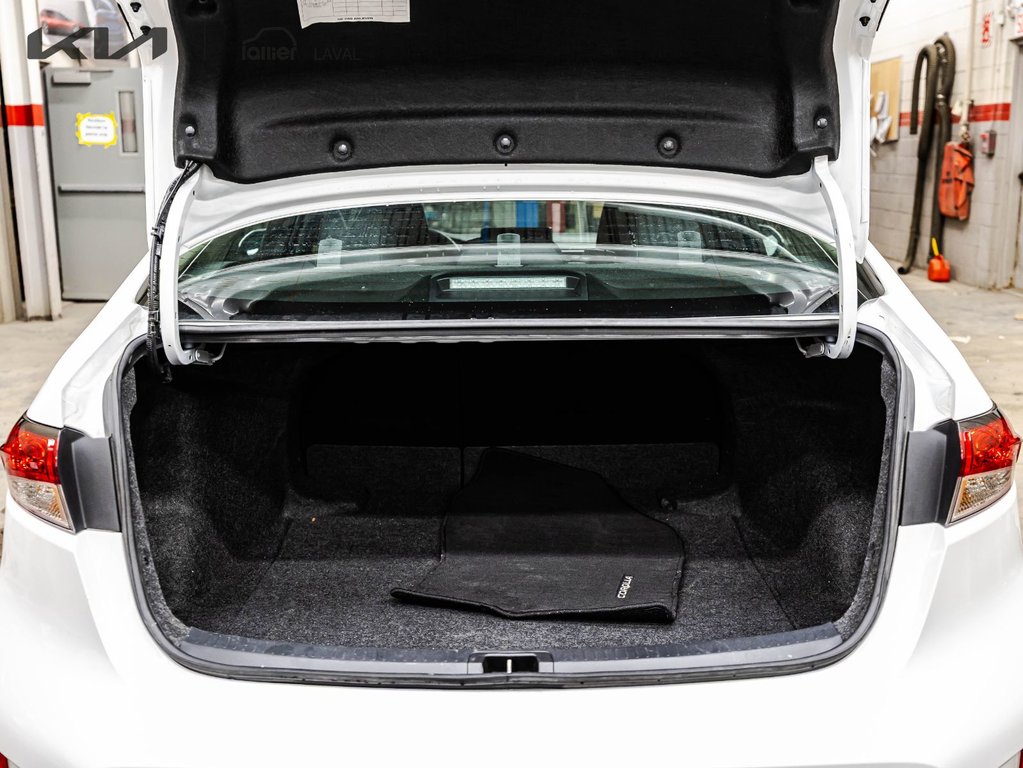 Toyota Corolla LE 2025 à Montréal, Québec - 10 - w1024h768px