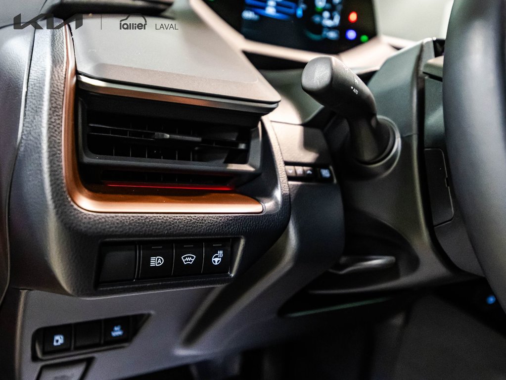 Toyota Prius Plug-In Hybrid XSE 2025 à , Québec - 21 - w1024h768px