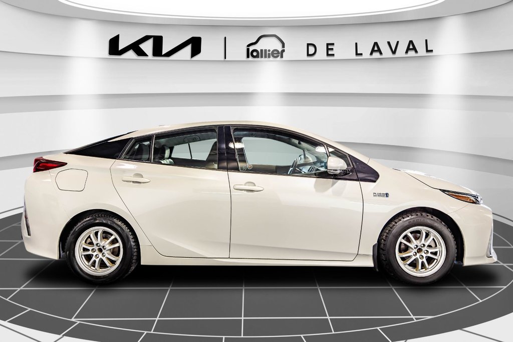 PRIUS PRIME TECHNOLOGY 2017 à , Québec - 6 - w1024h768px