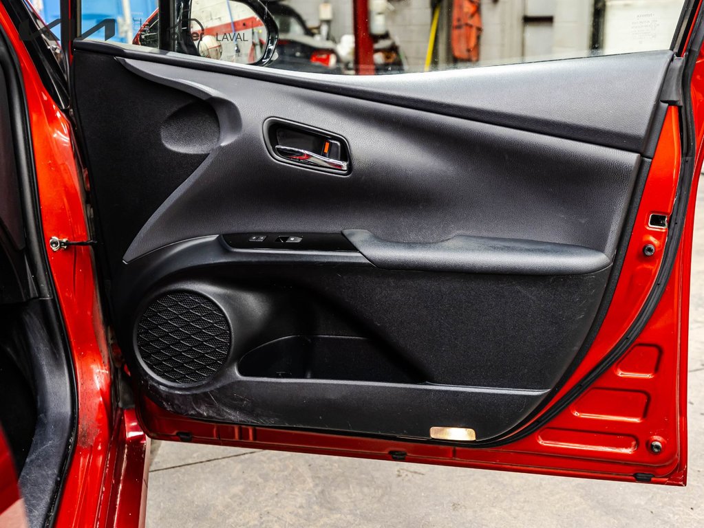 2018 Toyota Prius Prime Upgrade in Montréal, Quebec - 18 - w1024h768px