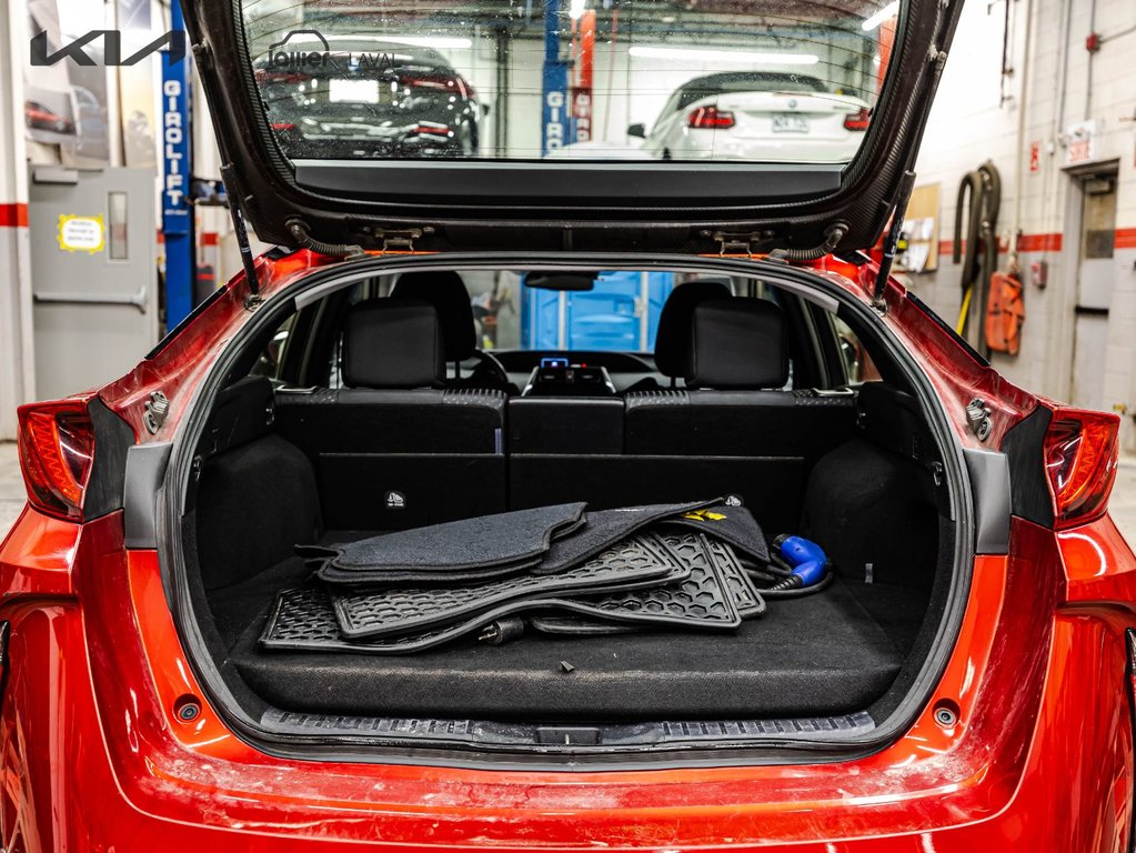 2018 Toyota Prius Prime Upgrade in Montréal, Quebec - 17 - w1024h768px