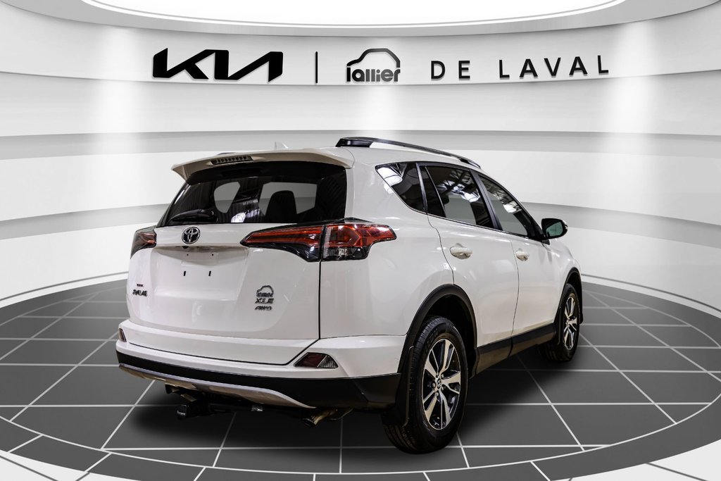 Toyota RAV4 XLE 2017 à , Québec - 9 - w1024h768px