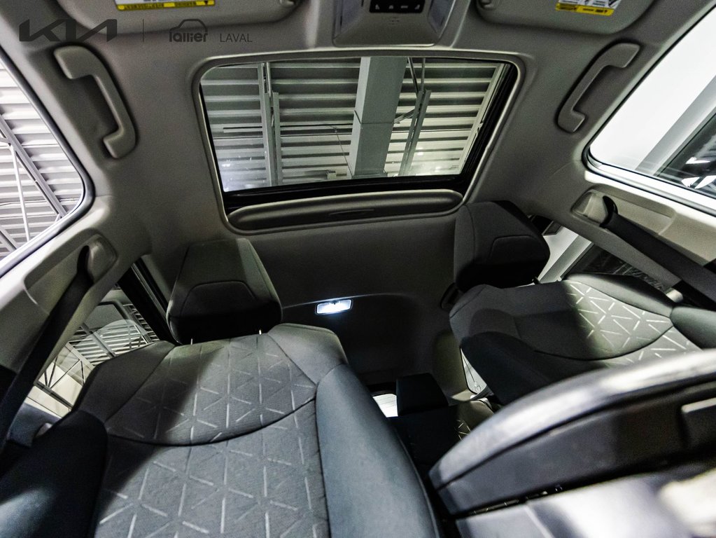 Toyota RAV4 XLE 2021 à , Québec - 19 - w1024h768px