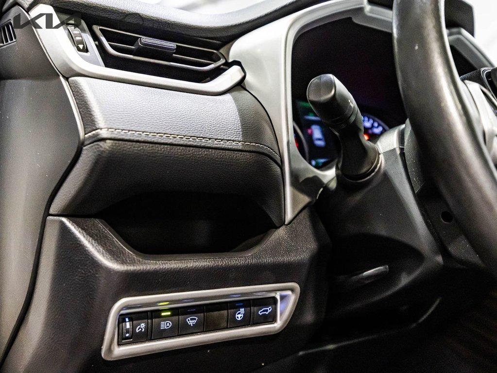 Toyota RAV4 XLE 2021 à , Québec - 22 - w1024h768px